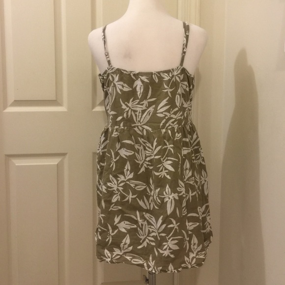 Top - Picture 4 of 4