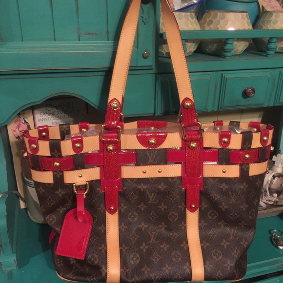 Louis Vuitton Handbags - Louis Vuitton red patent Salina mm tote bag purse