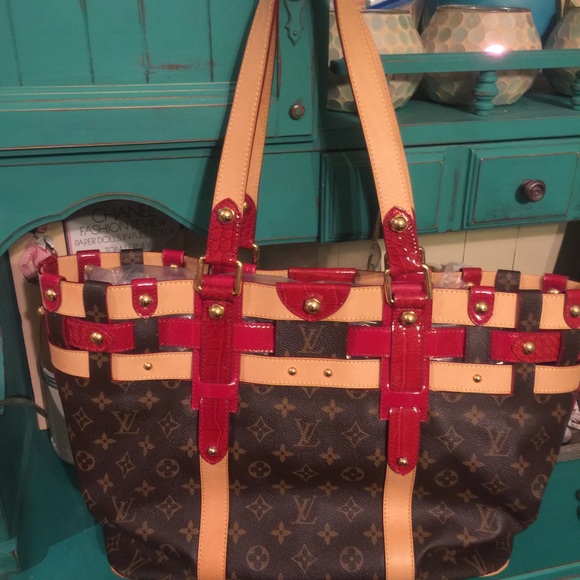 Louis Vuitton red patent Salina mm tote bag purse - Picture 2 of 4