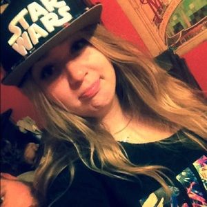 Meet your Posher, Marissa