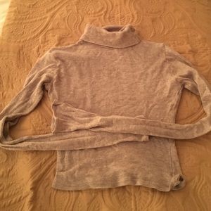 SOLD- Brandy Melville turtleneck NWOT