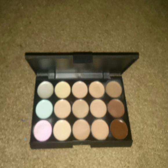 Contour - Picture 1 of 2