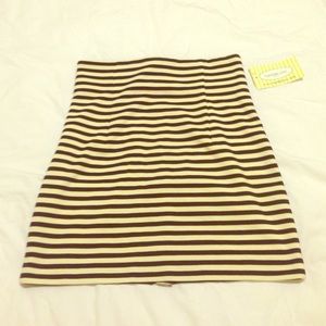 Cream/black stripe mini skirt
