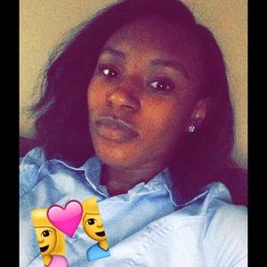 Meet your Posher, Nina