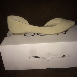 Aldo never worn before flats size 7