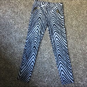 Animal print pant