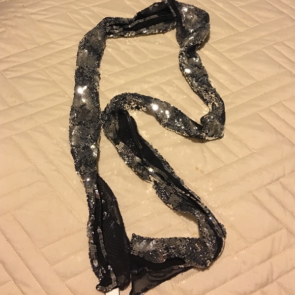 Gap Silver Sequin scarf/belt