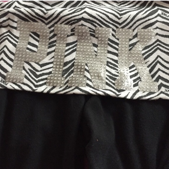 2 Victoria's Secret yoga pants size medium!!