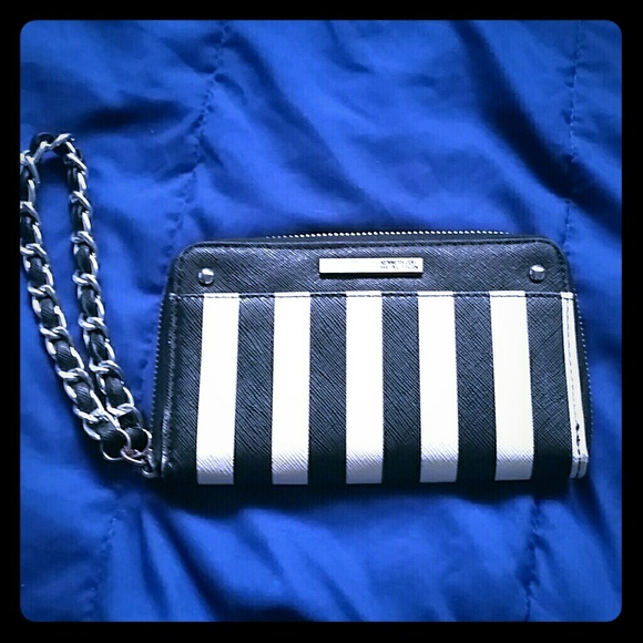 Kenneth Cole Reaction Handbags - Kenneth Cole Reaction Wristlet