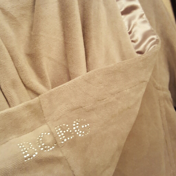 Jacket - Picture 3 of 4
