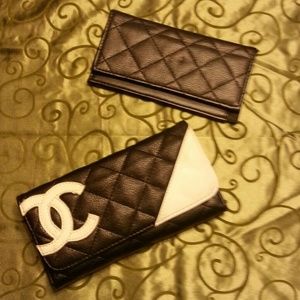 NEW LISTING!! Fashion Wallet