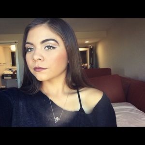 Meet your Posher, Katrina