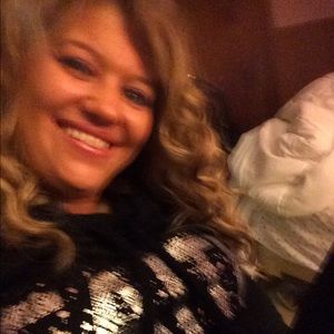 Meet your Posher, Shelly