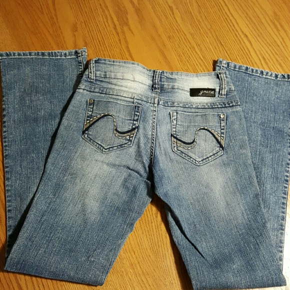 SOLD - Picture 3 of 4