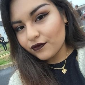 Meet your Posher, Romina