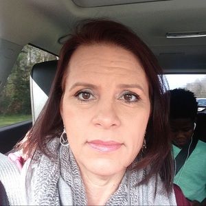 Meet your Posher, Tina