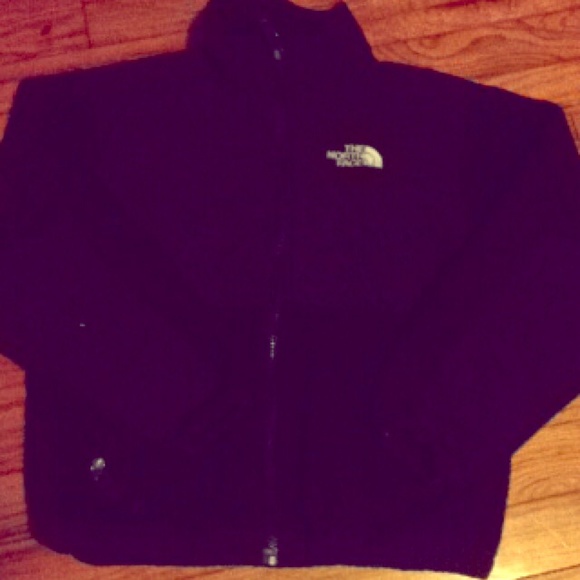 Kids black north face size small