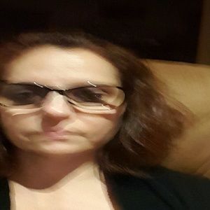 Meet your Posher, Cynthia