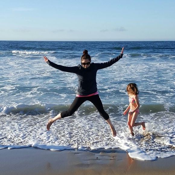 Meet your Posher, Maile - Picture 1 of 1