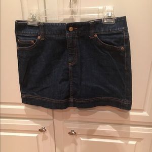 Lilly Pulitzer denim skirt!! Size 2!