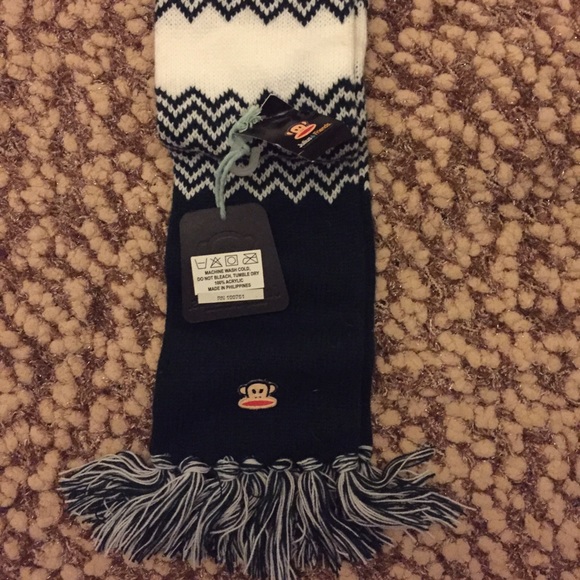 Boy's Julius & Friends Scarf NWT