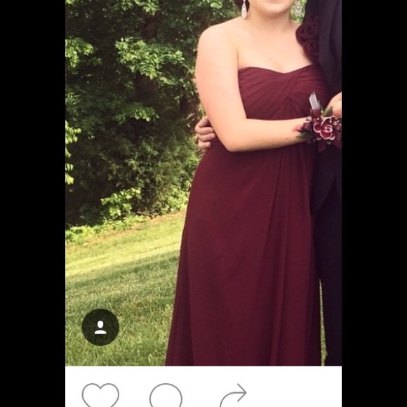 ❤️SOLD❤️Burgundy Prom Dress - Picture 2 of 3