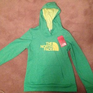 Brand new women's North Face hoodie