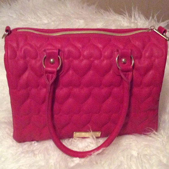 Betsy Johnson barrel bag