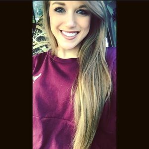 Meet your Posher, Adrianna