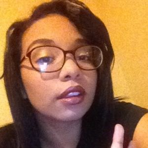 Meet your Posher, Savannah