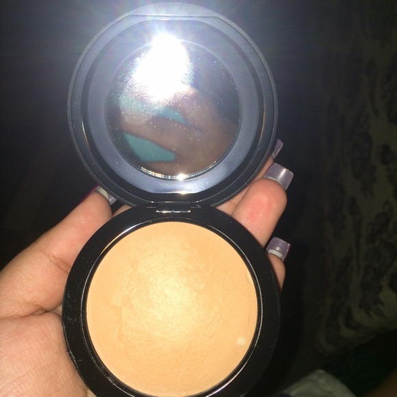MAC MSF NATURAL IN MEDIUM DARK