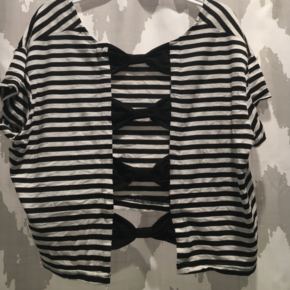 Stripe black&white crop top - Picture 1 of 2