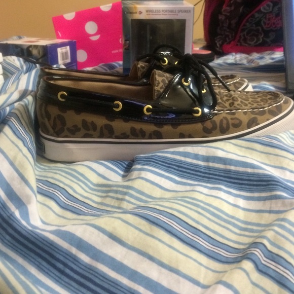 Sperrys - Picture 4 of 4