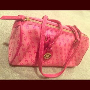 Dooney & Bourke handbag