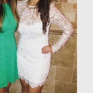 White lace dress long sleeve