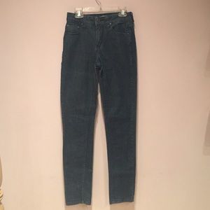 High waisted dark jeans