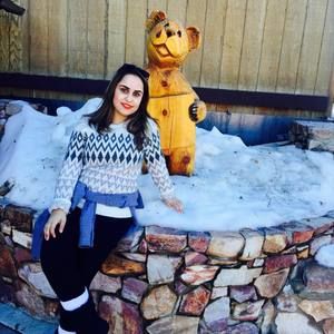 Meet your Posher, Negin