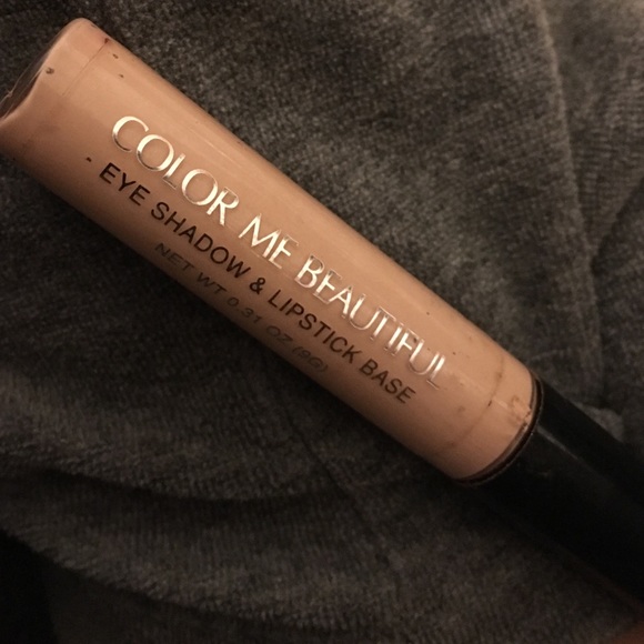 Color Me Beautiful Eyeshadow & Lipstick Base💄💋 - Picture 1 of 3