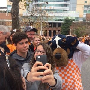 Meet your Posher, Jill