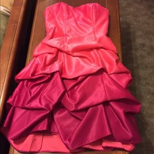 Strapless pink ombre dress