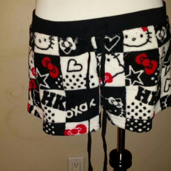 ~SOLD~ NWT Hello Kitty Racerback Top Pajamas - Picture 3 of 4