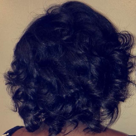 Meet your Posher, Lola