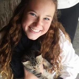 Meet your Posher, Julia