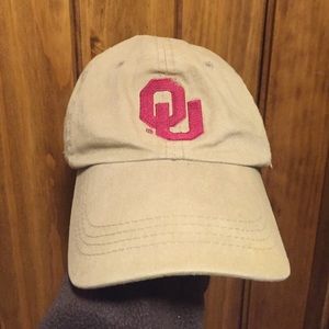 Oklahoma State baseball cap.
