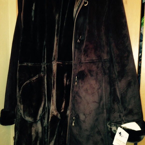 🆕 Final markdown 👠👗👙👖🌂 - Picture 3 of 4