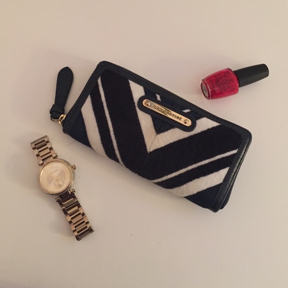 Juicy couture navy and white wallet