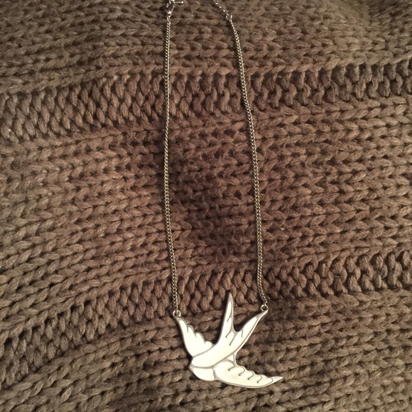 White bird necklace