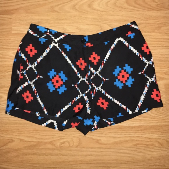 Fun shorts😋 - Picture 1 of 1