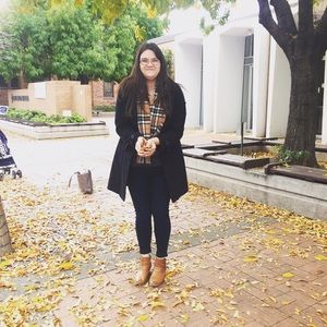 Meet your Posher, Jessica