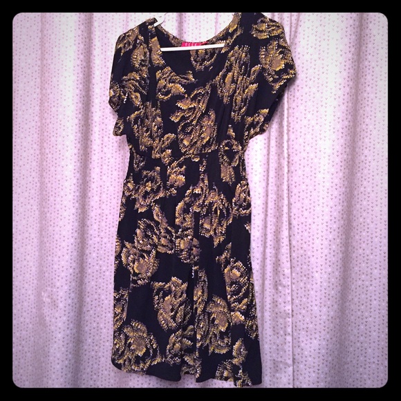Elle yellow + black digital floral dress size XS